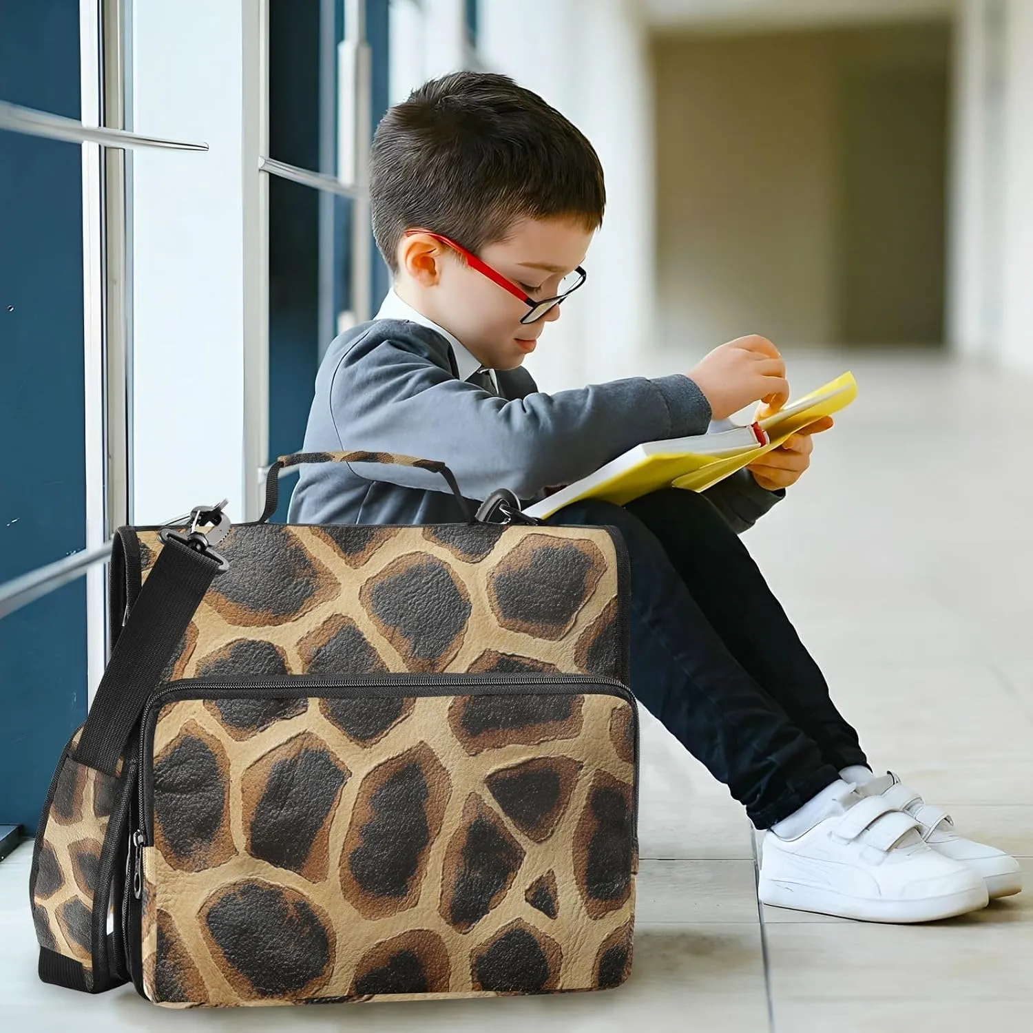 1.5-Inch 3-Rings Binder with Extra Pockets with Handle and Removable Shoulder Strap Includes Zip Pocket Portable Home Travel Safe Storage Bag for School/Office Giraffe Skin Texture