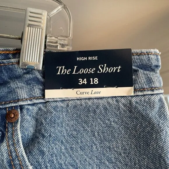 Abercrombie Curve Love High Rise Loose Short Medium Wash Size 34/18