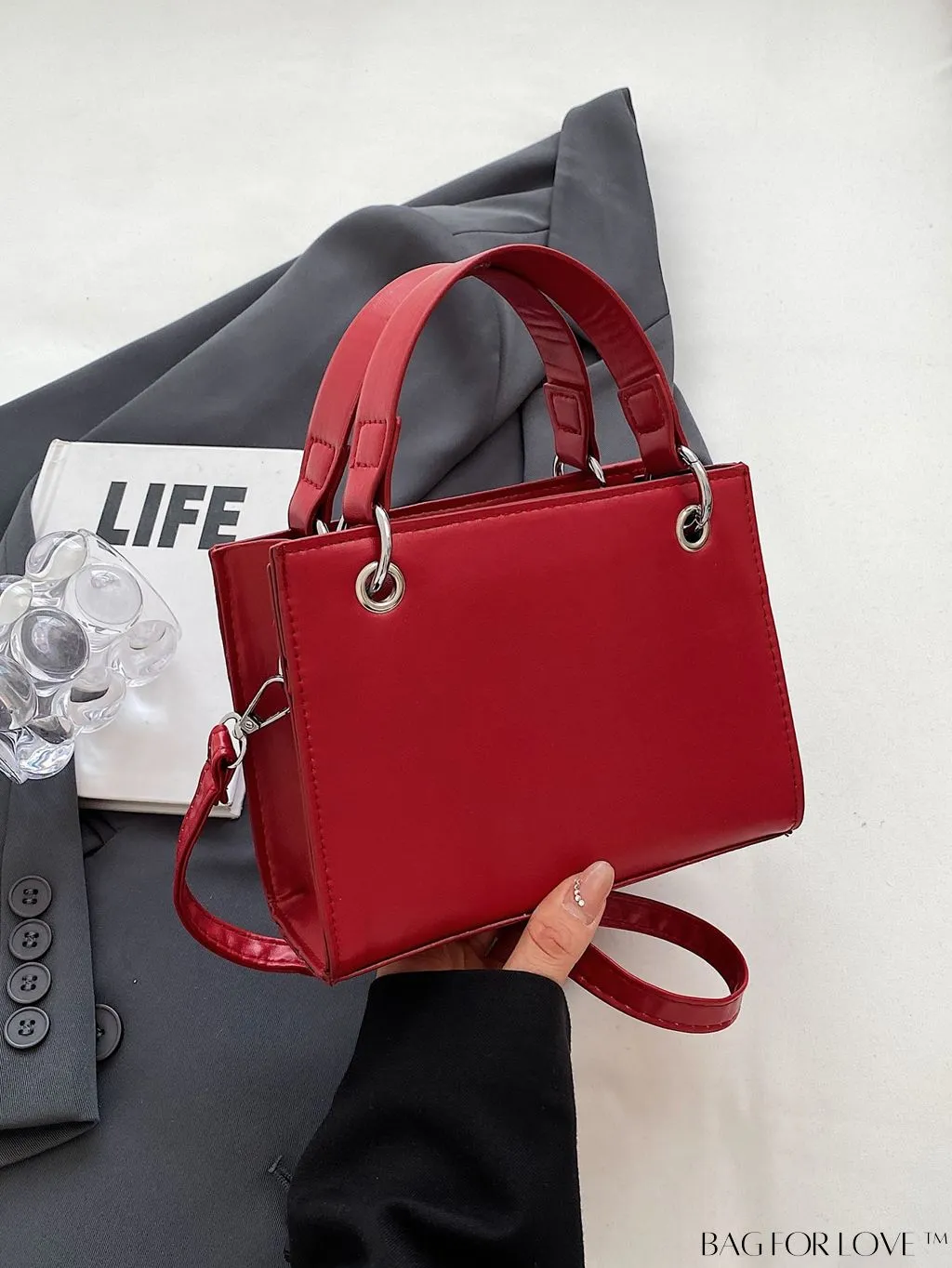 BagForLove - Minimalist Chic Tote: Solid Color & Timeless Style