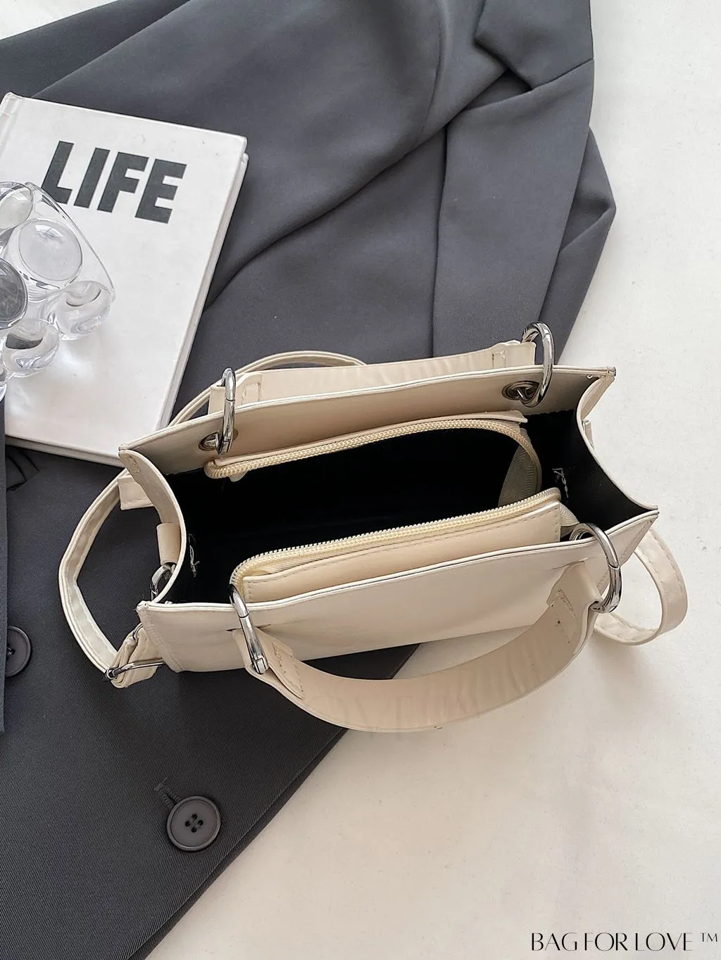 BagForLove - Minimalist Chic Tote: Solid Color & Timeless Style