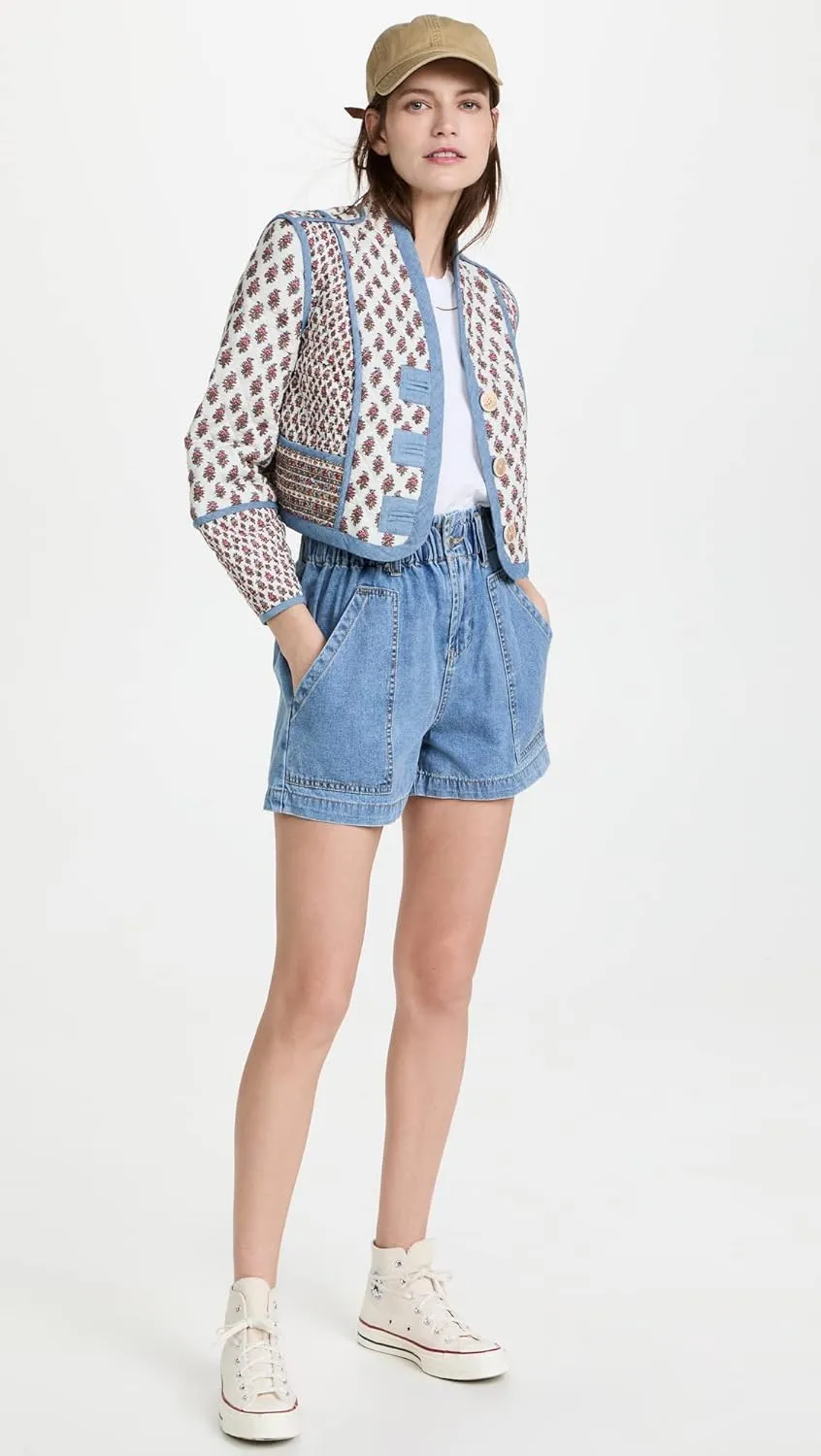 [BLANKNYC] Womens Elastic Waistband Denim Shorts with Patch Pockets, Stylish Clothing