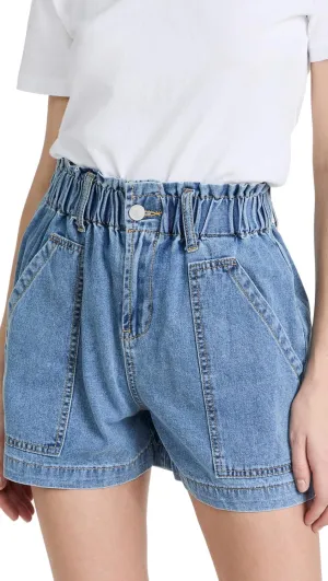 [BLANKNYC] Womens Elastic Waistband Denim Shorts with Patch Pockets, Stylish Clothing