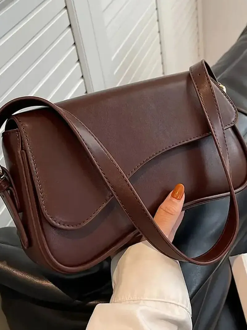 Classic Faux Leather Shoulder Bag – Minimalist Elegance