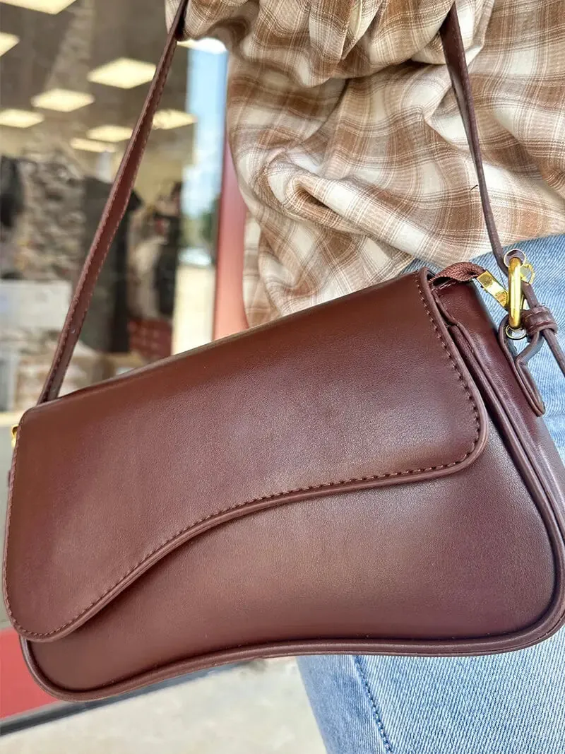 Classic Faux Leather Shoulder Bag – Minimalist Elegance
