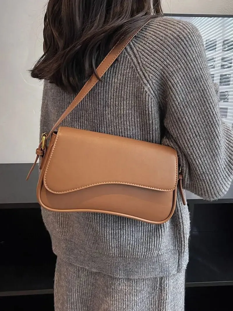 Classic Faux Leather Shoulder Bag – Minimalist Elegance