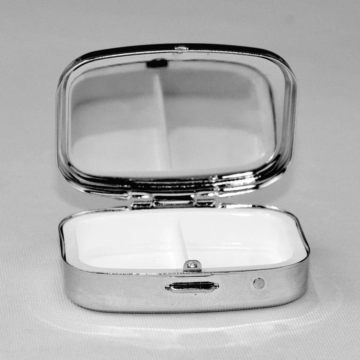 Cute Rainbow Unicorn Pill Organizer Portable Metal Pill Box Small Pill Container for Purse or Pocket 2 Compartment Daily Needs and Travelling