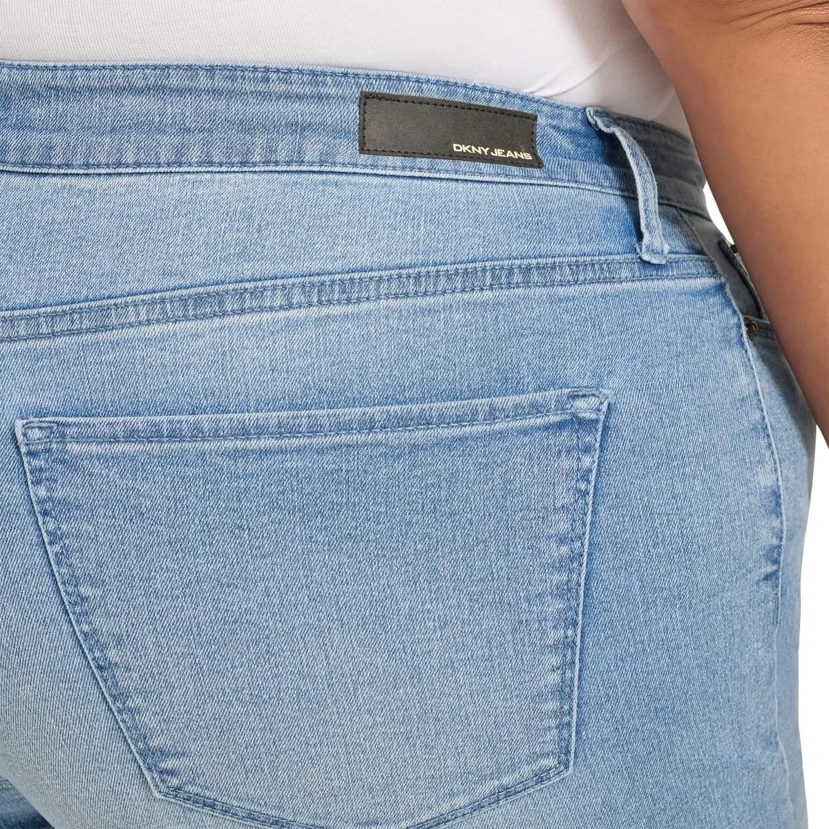 DKNY Jeans Womens Lightweight Denim Bermuda Short