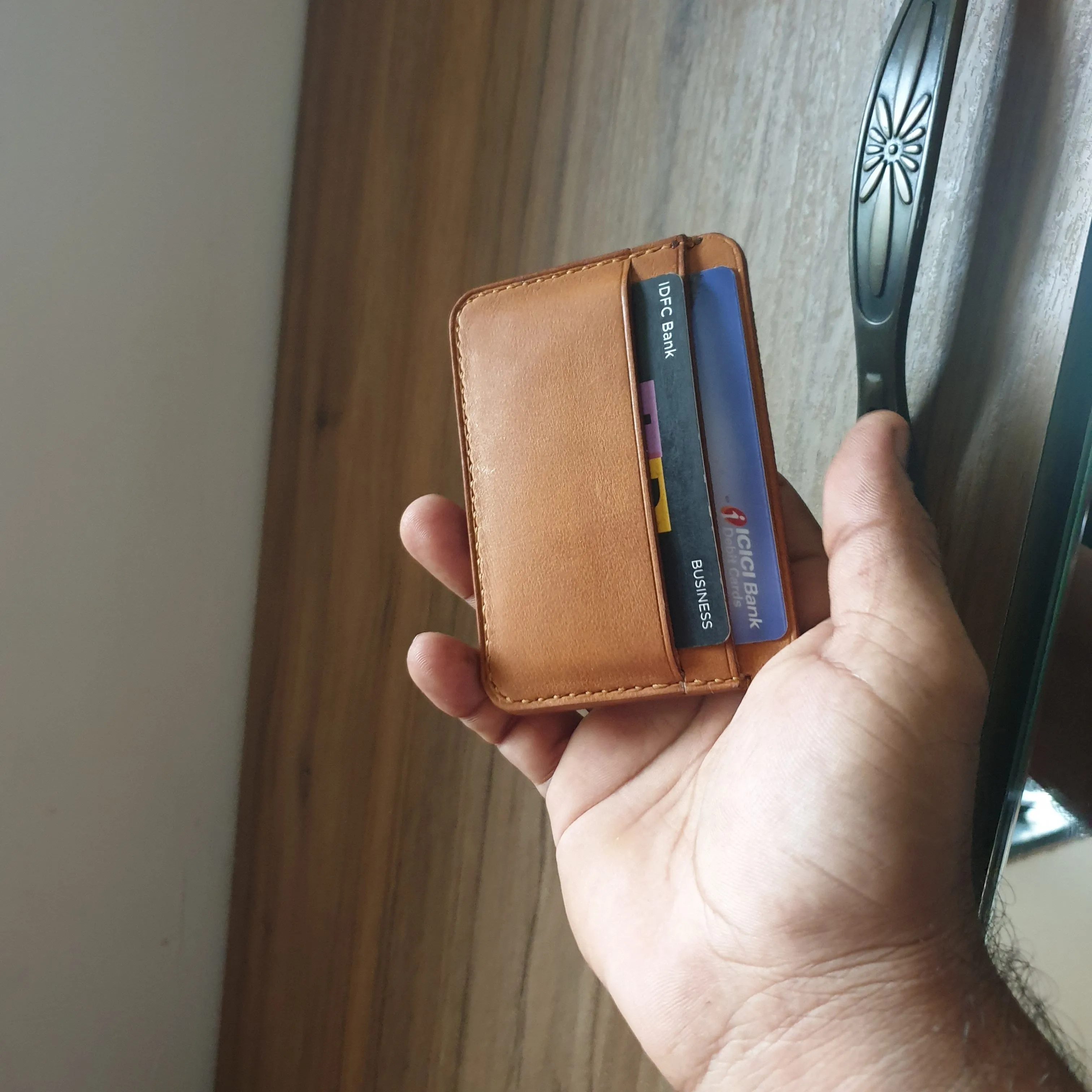 Fullgrain leather card holder