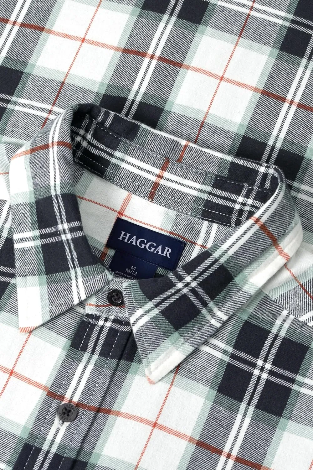 Haggar Men's Long Sleeve Brushed Cotton Plaid Flannel Button Down Shirt