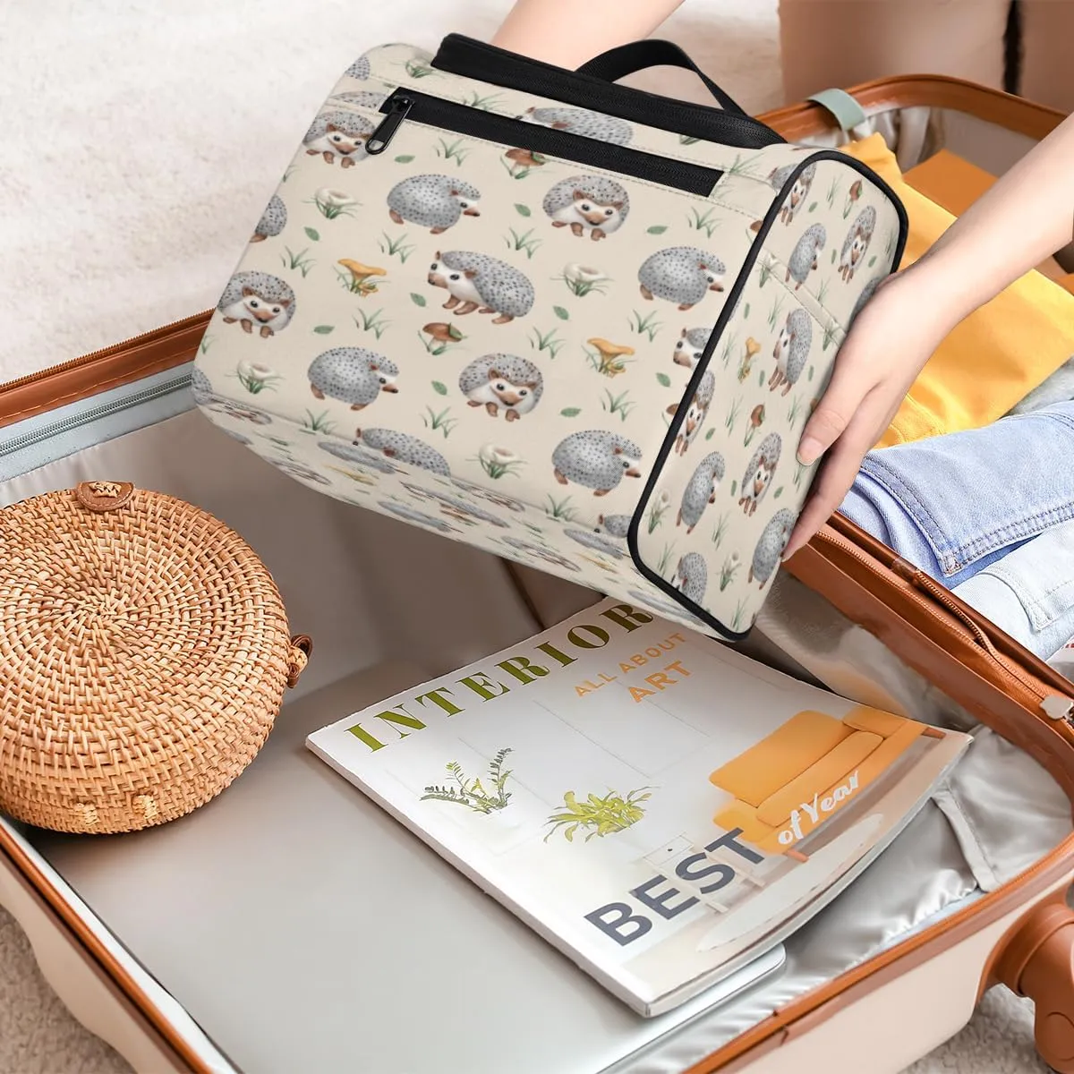 Hedgehogs Hanging Toiletry Bag for Men Women Travel Cosmetic Makeup Organizer Bag Water Resistant Large Portable Wash Case for Accessories, Toiletries, Cosmetics