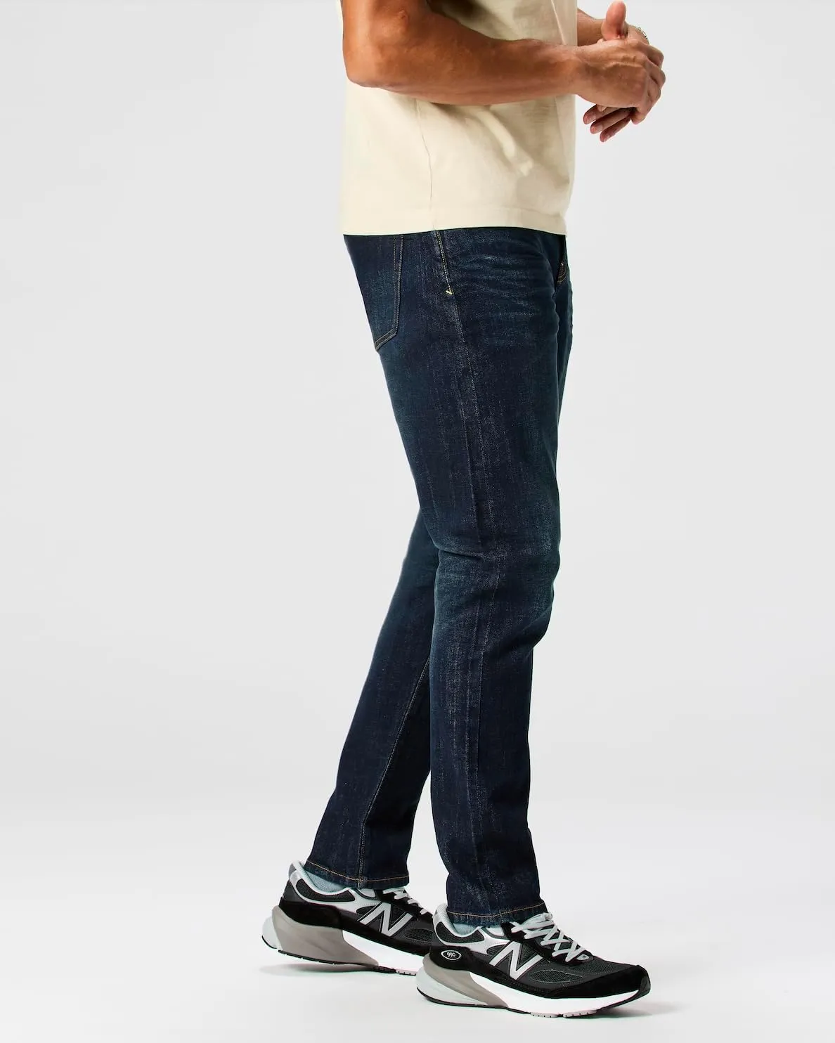 Huckberry Stretch Selvedge Denim Jeans for Men - 11.7 oz Mens Jeans with 1% Stretch, Copper Rivets- Year-Round Men Jeans