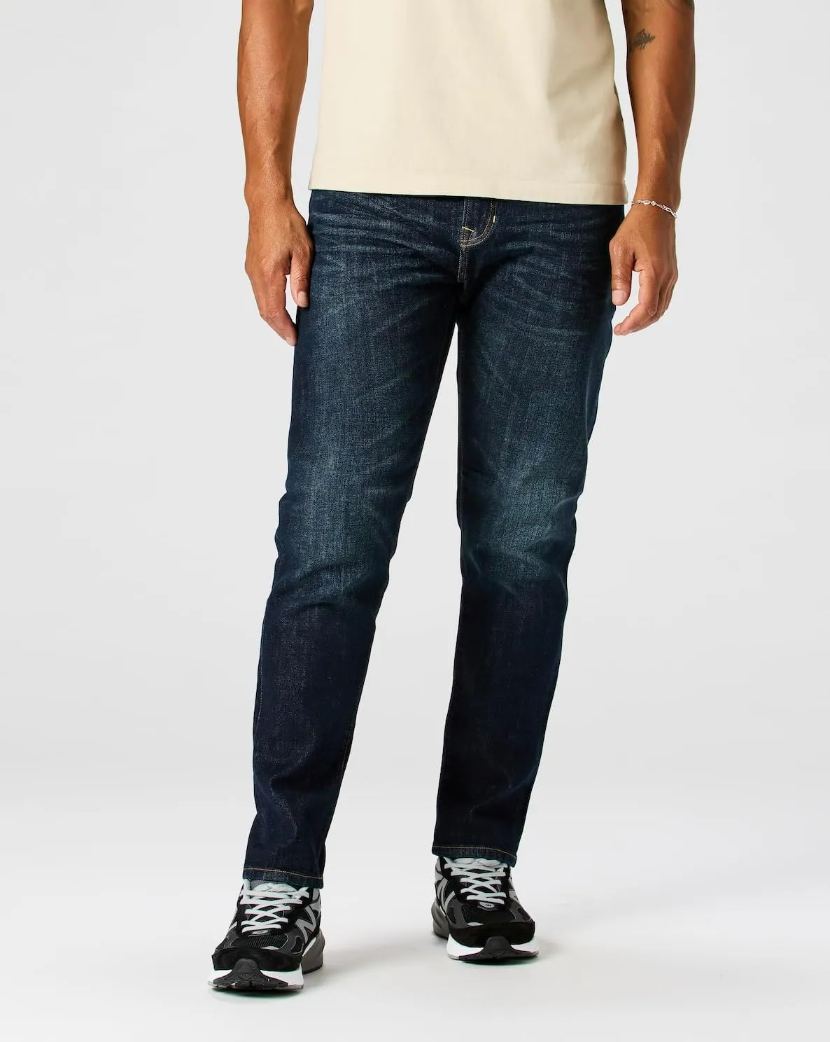 Huckberry Stretch Selvedge Denim Jeans for Men - 11.7 oz Mens Jeans with 1% Stretch, Copper Rivets- Year-Round Men Jeans