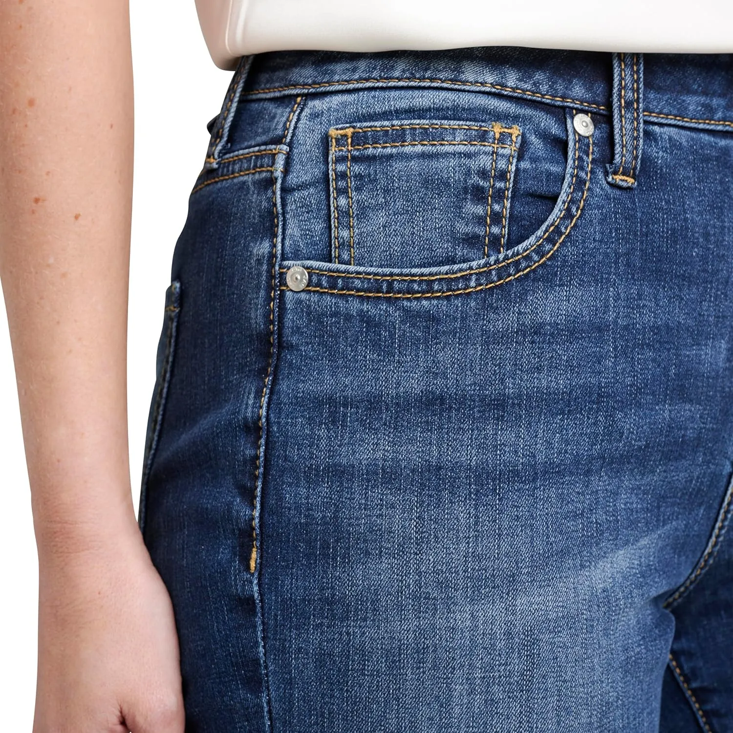 JAG Women's Carter Mid Rise Girlfriend Jeans, Mid Vintage