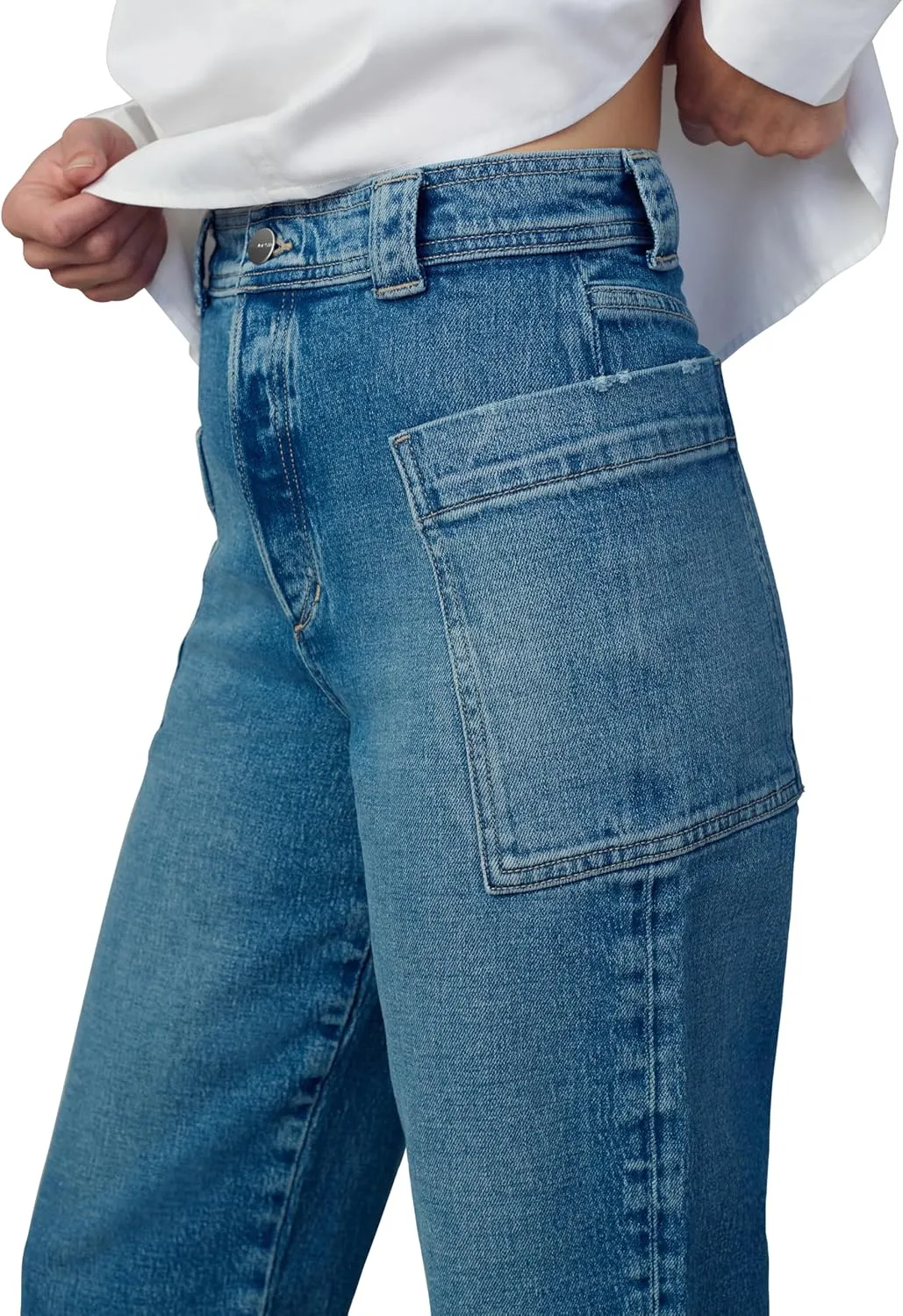 Joe's Women's The Pheobe Patch Pocket Barrel Leg Jean