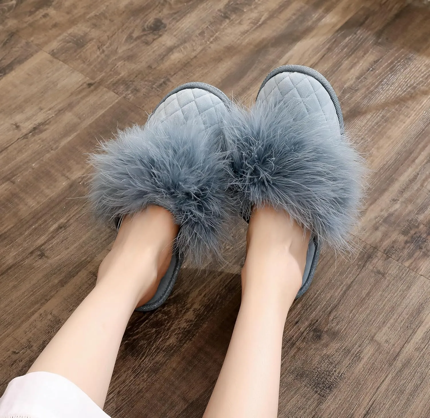 Lady’s Fluffy Velvet Comfortable Scuff Women’s Closed toe House Slippers