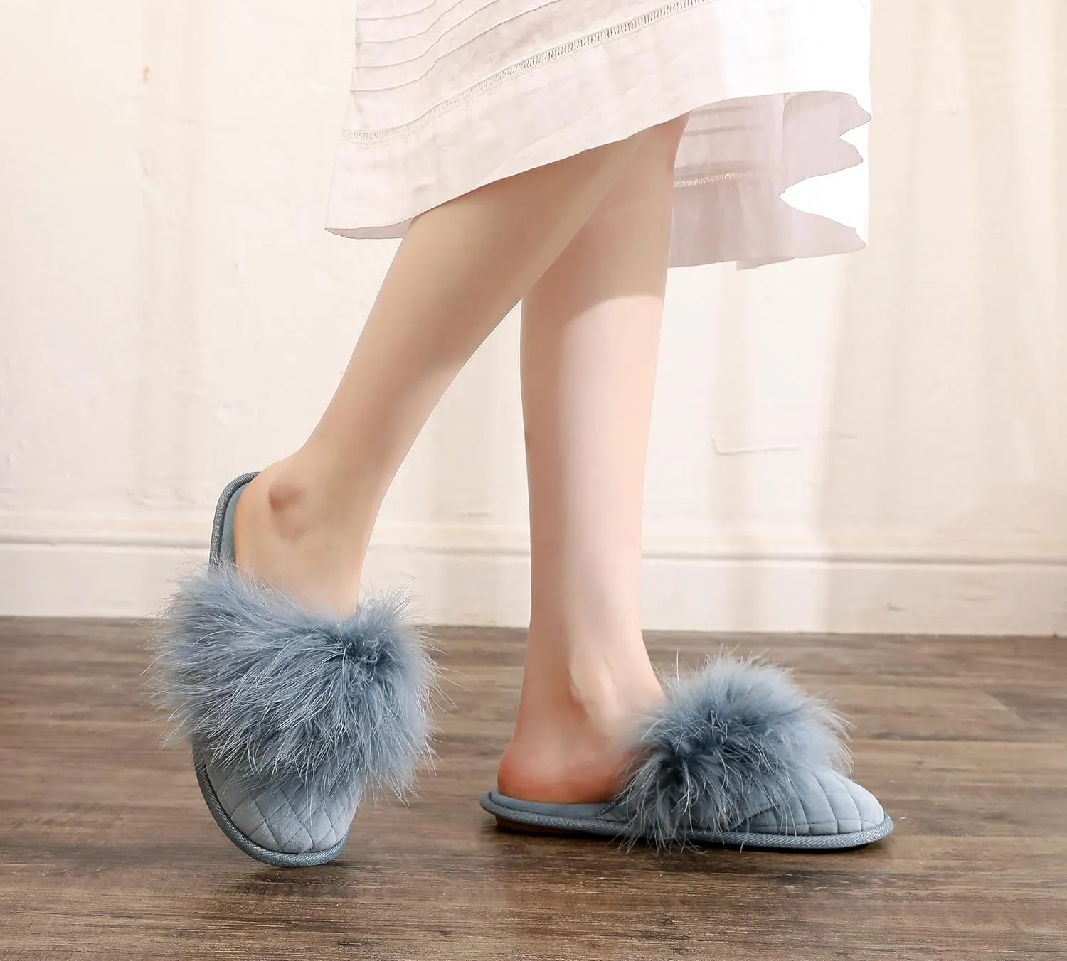Lady’s Fluffy Velvet Comfortable Scuff Women’s Closed toe House Slippers