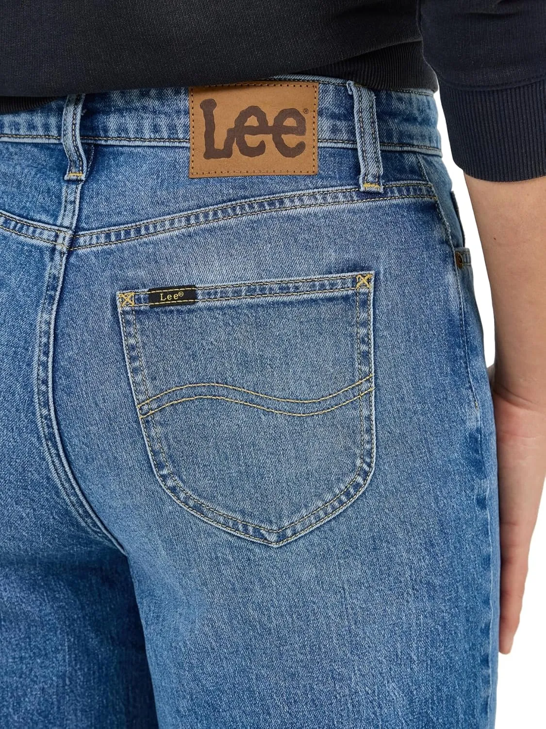 Lee Women's Legendary 26" Wide Leg Crop Jean