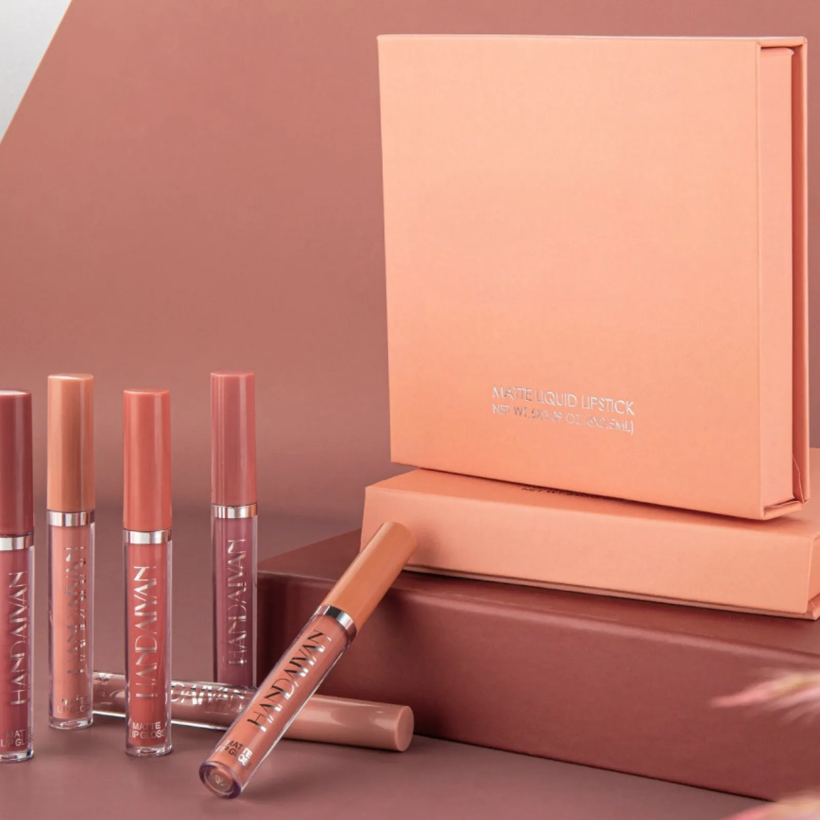 LuminousKiss™ – Soft, silky smooth lips