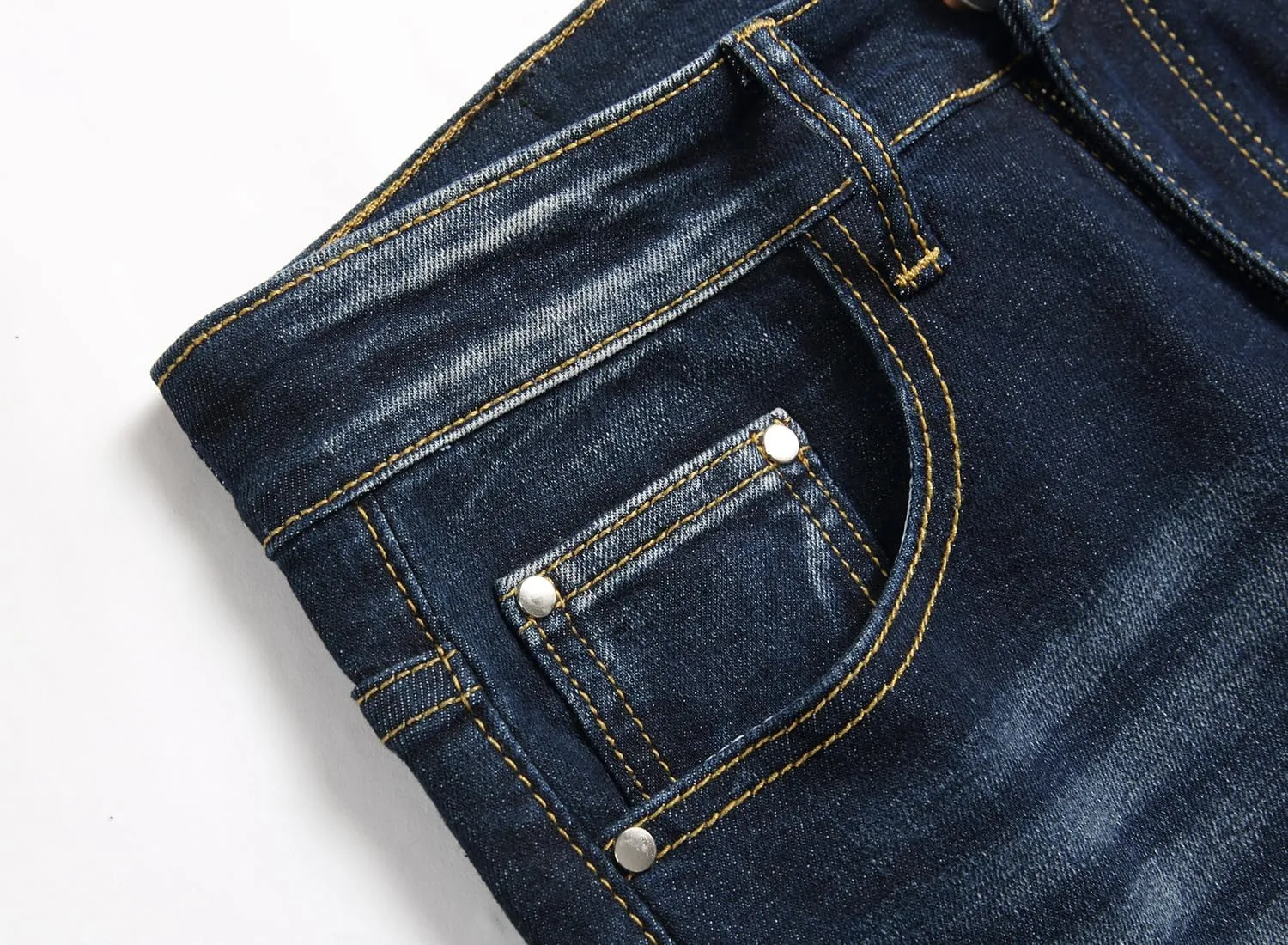 OIIIO Men's Patch Ripped Stretch Regular Fit Jean
