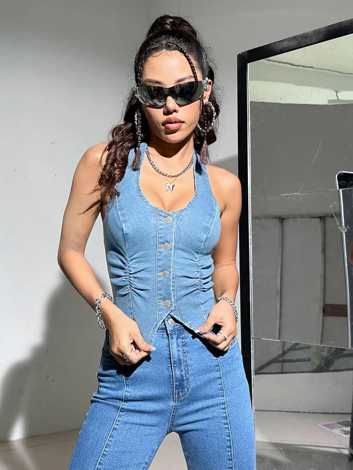 OYOANGLE Women's Vintage Denim Crop Tank Button Front Sleeveless Halter Jean Vest