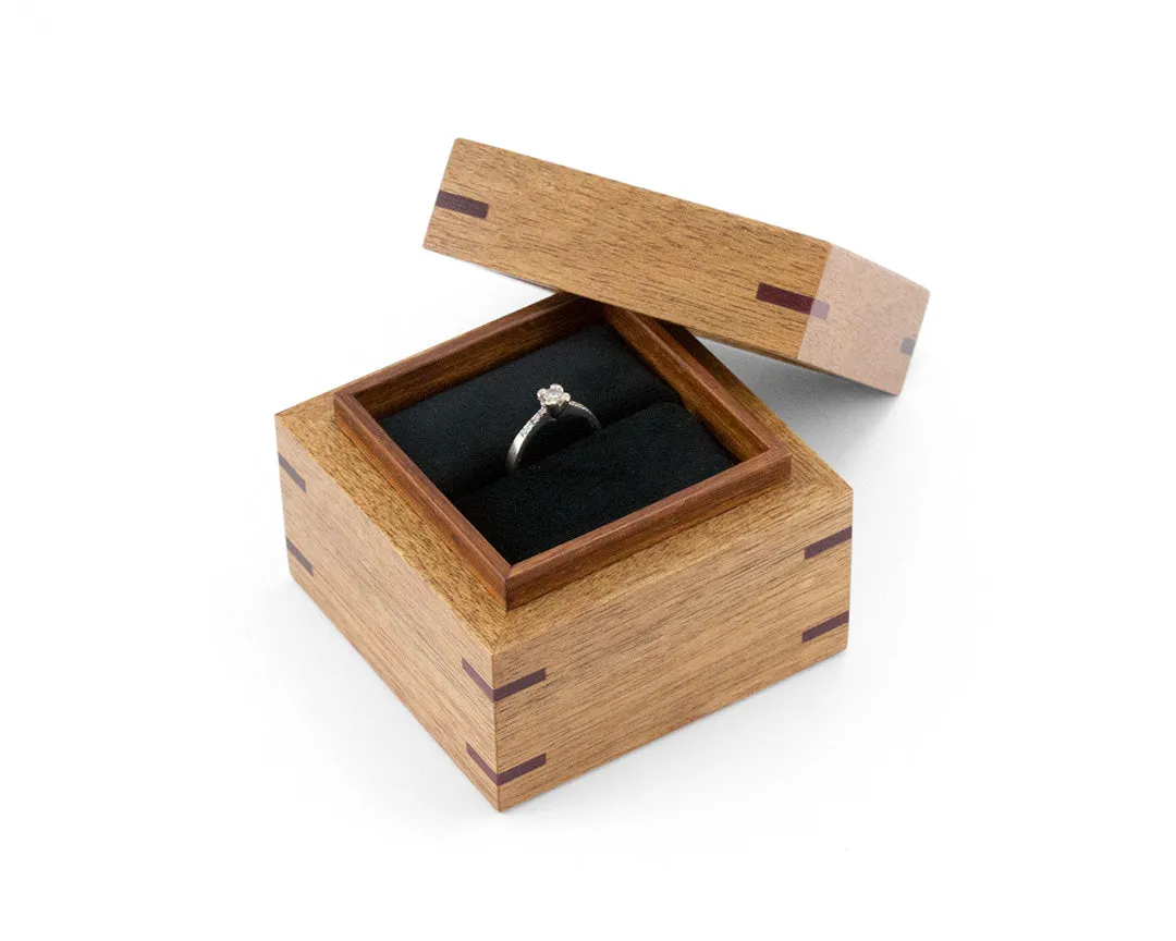Proposal Ring Box - reclaimed Meranti