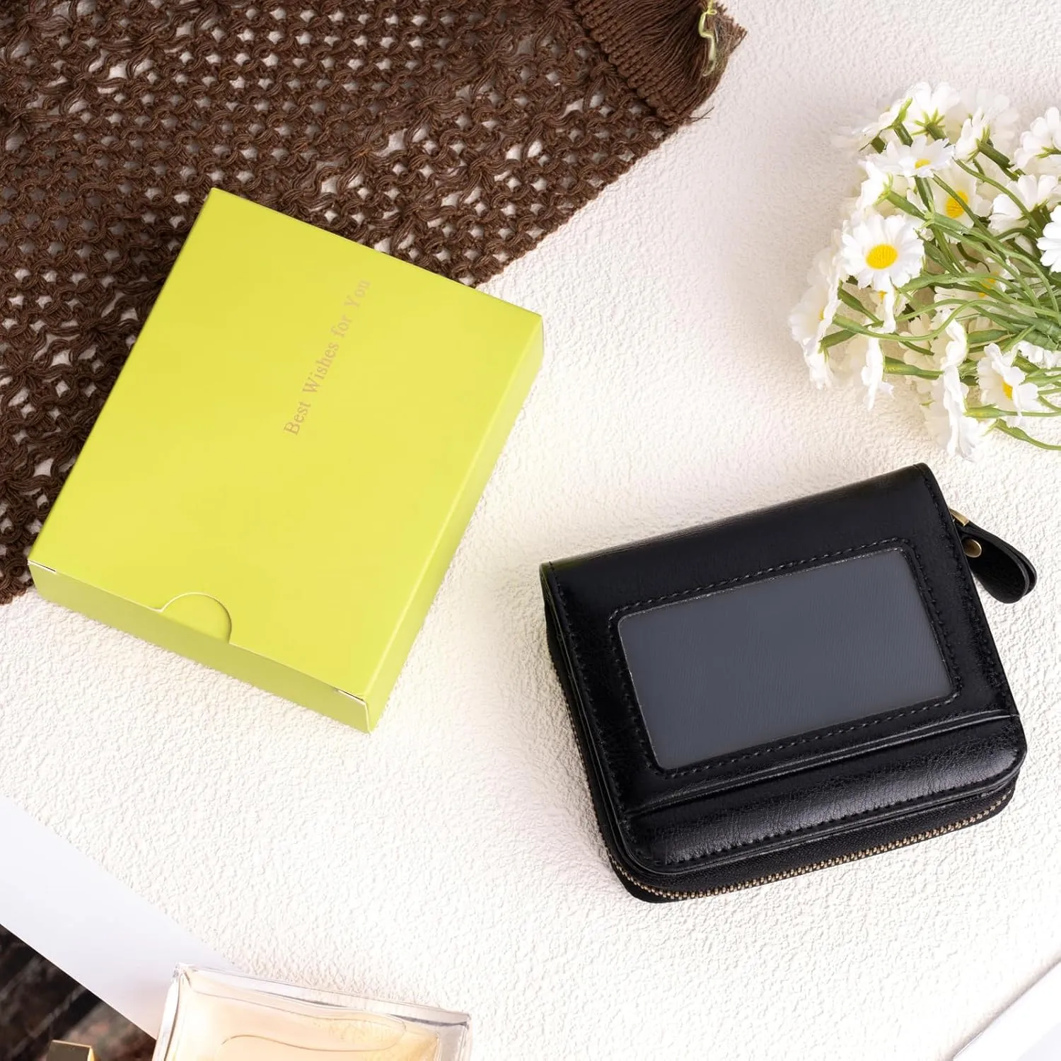 Small Wallet for Women, Genuine Leather RFID Blocking Credit Card Holder Slim Compact Coin Purse Women's Wallets with ID Window 8 Card Slots