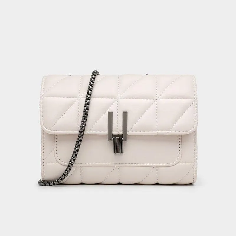 Therese | Quilted Chain Shoulder Bag with Elegant Detailing