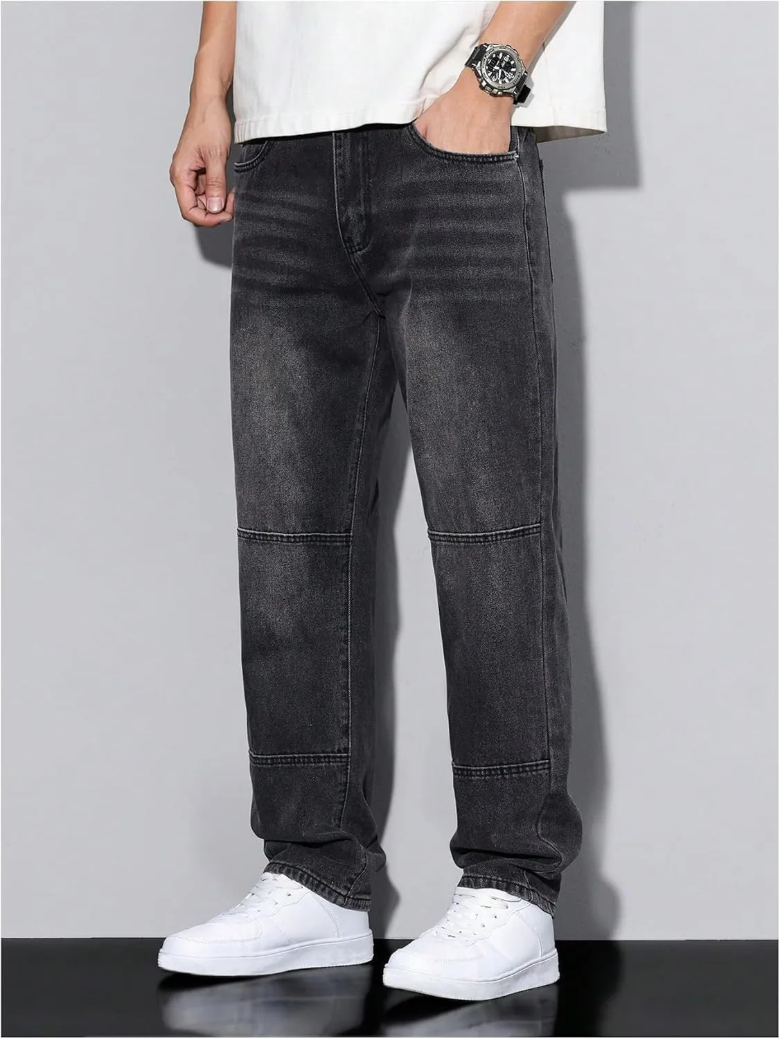 Verdusa Men's Faded Straight Leg Casual Denim Pants Vintage Jeans with Pockets