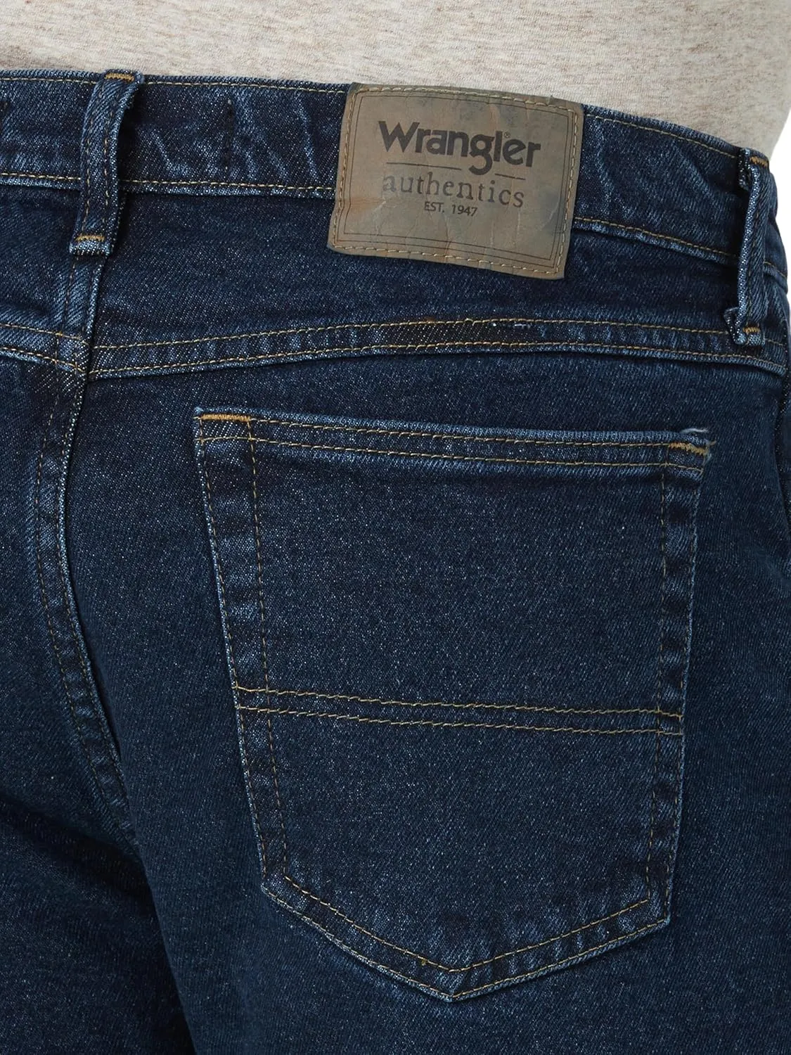 Wrangler Authentics Men's Classic 5-Pocket Regular Fit Flex Jean