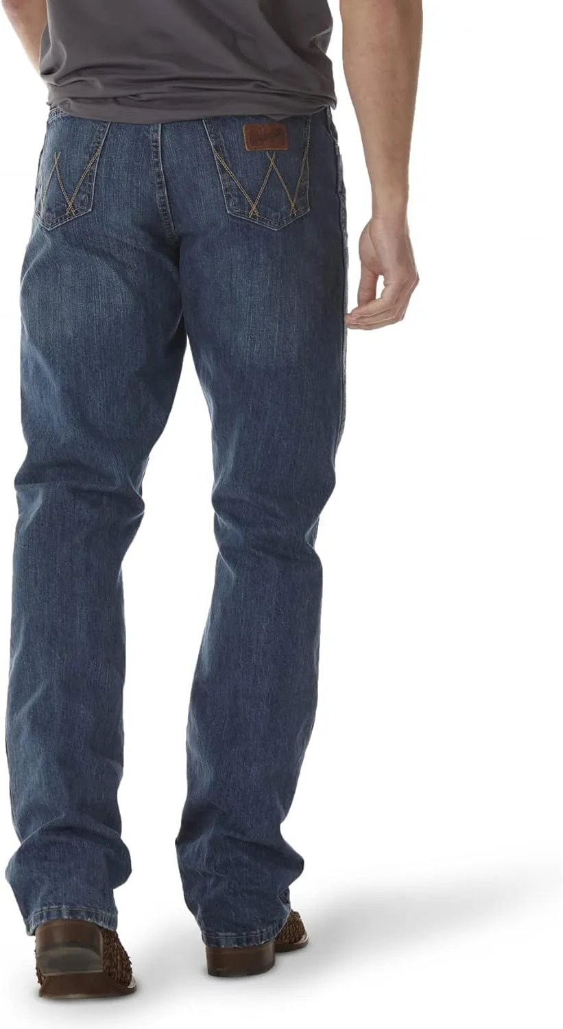 Wrangler Men's Retro Relaxed Fit Bootcut Jeans